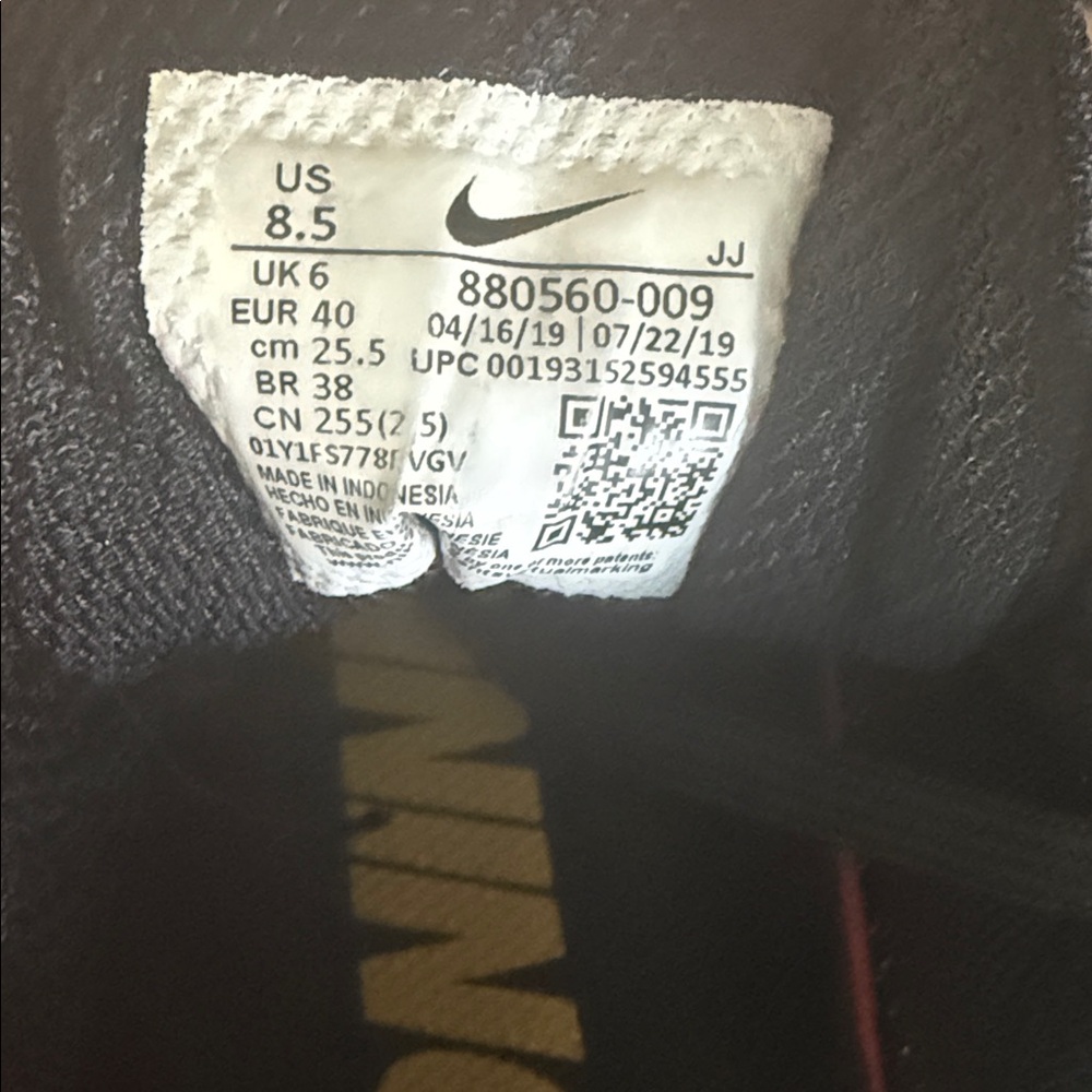Nike Air Zoom Pegasus 34 Black Gold Sneakers Women - Size 8.5 - Picture 11 of 11